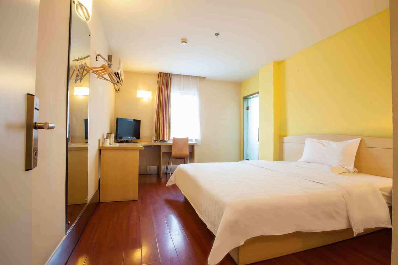 7 Days Inn Yangjiang Xinyue International Studio Værelse billede